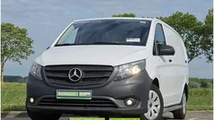 Wit Gebruikt 2022 Mercedes Vito MPV | € 21.750 (Super prijs)