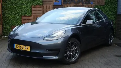 Occasion Tesla Model 3 Standard Range 239 kW (325 PK) 2019 Sedan