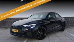 Zwart Gebruikt 2022 Audi A3 Premium Sedan | € 27.395 (Eerlijke prijs)