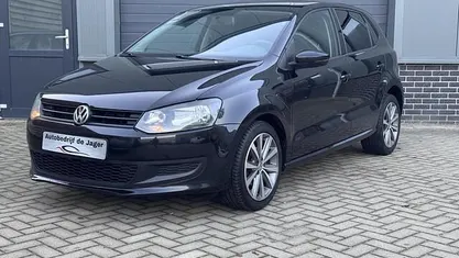 Gebruikt 2010 VW Polo Highline Hatchback | € 8.450 (Eerlijke prijs)