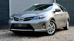 Grijs Gebruikt 2014 Toyota Auris Touring Sports Stationwagen | € 13.950 (Eerlijke prijs)