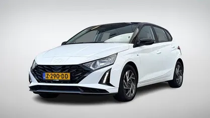 Wit Occasion 2024 Hyundai i20 Comfort Hatchback | € 22.689 (Eerlijke prijs)