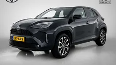 Zwart Gebruikt 2022 Toyota Yaris Cross Edition SUV | € 26.445 (Eerlijke prijs)