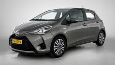 Grijs metallic Gebruikt 2017 Toyota Yaris Hatchback | € 14.900 (Goede deal)