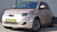 Rood Nieuw 2024 Fiat 500e Urban Hatchback | € 25.595 (Eerlijke prijs)