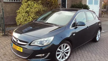 Occasion Opel Astra Sport 140 PK (102 kW) 2014 Hatchback