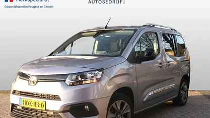 Grijs (metallic) Gebruikt 2022 Peugeot Rifter MPV | € 24.900 (Super prijs)