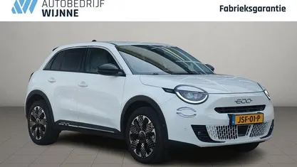 Occasion 2025 Fiat 600 La Prima SUV | € 24.940 (Super prijs)