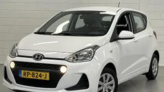 Wit Gebruikt 2018 Hyundai i10 Comfort Hatchback | € 8.925 (Eerlijke prijs)