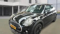 Gebruikt 2018 Mini Cooper Business Hatchback | € 7.799 (Super prijs)