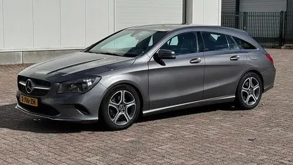 Grijs (metallic) Occasion 2018 Mercedes CLA200 Business Stationwagen | € 10.950 (Super prijs)