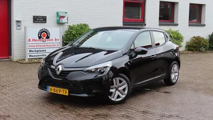 Occasion Renault Clio V Zen 91 PK (66 kW) 2022 Zwart Hatchback
