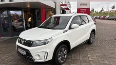 Wit Gebruikt 2022 Suzuki Vitara SUV | € 24.945 (Goede deal)
