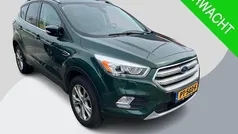 Gebruikt 2017 Ford Kuga ST-Line SUV | € 15.900 (Eerlijke prijs)