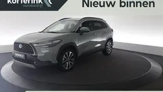Groen Gebruikt 2025 Toyota Corolla Cross Style SUV | € 37.950 (Eerlijke prijs)