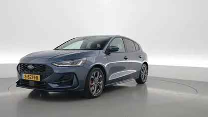 Blauw Occasion 2022 Ford Focus ST-Line Hatchback | € 18.900 (Eerlijke prijs)