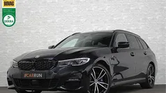 Zwart Gebruikt 2021 BMW 330 M Sport Stationwagen | € 38.650 (Eerlijke prijs)