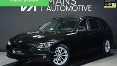 Zwart Gebruikt 2018 BMW 318 Sport Line Stationwagen | € 18.950 (Goede deal)