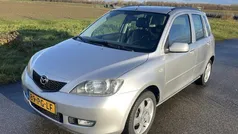 Grijs Gebruikt 2004 Mazda 2 MPV | € 1.500 (Eerlijke prijs)