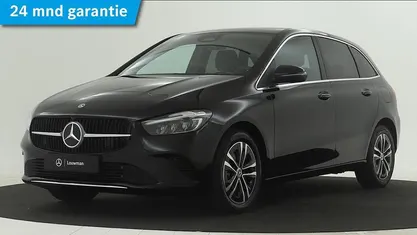 Zwart Occasion 2024 Mercedes B250e Business MPV | € 33.995 (Eerlijke prijs)