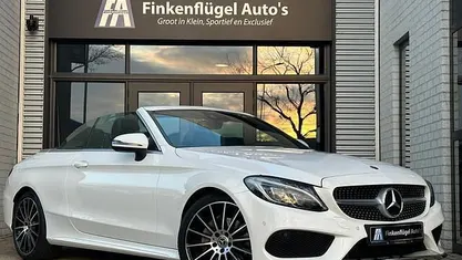 Wit Occasion 2017 Mercedes C200 AMG line Cabriolet | € 27.900 (Eerlijke prijs)