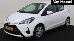 Wit Gebruikt 2019 Toyota Yaris Active Hatchback | € 14.940 (Eerlijke prijs)