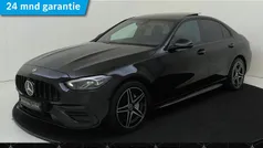 Zwart Gebruikt 2022 Mercedes C300e AMG line Sedan | € 44.945 (Eerlijke prijs)
