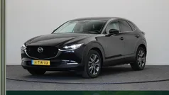 Gebruikt 2020 Mazda CX-30 Luxury SUV | € 23.700 (Eerlijke prijs)