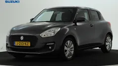 Gebruikt 2020 Suzuki Swift Hatchback | € 15.445 (Eerlijke prijs)