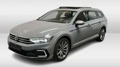 Grijs Gebruikt 2022 VW Passat Business Stationwagen | € 24.950 (Eerlijke prijs)