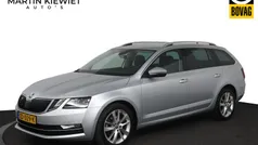 Grijs Gebruikt 2019 Skoda Octavia Business Line Stationwagen | € 12.450 (Eerlijke prijs)