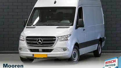 Grijs Gebruikt 2019 Mercedes Sprinter Van | € 39.950 (Goede deal)