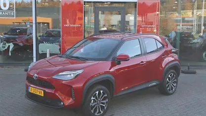 Occasion Toyota Yaris Cross 116 PK (85 kW) 2024 Rood SUV
