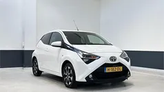 Wit Gebruikt 2020 Toyota Aygo Hatchback | € 9.949 (Eerlijke prijs)