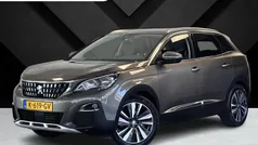 Grijs Gebruikt 2020 Peugeot 3008 Premium SUV | € 22.940 (Eerlijke prijs)