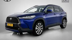 Blauw metallic Gebruikt 2024 Toyota Corolla Cross Style SUV | € 35.750 (Eerlijke prijs)