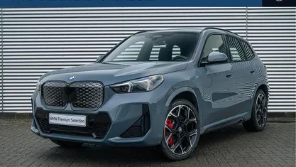 Grijs Gebruikt 2025 BMW iX1 Comfort Edition SUV | € 57.950 (Eerlijke prijs)