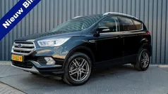 Zwart Gebruikt 2018 Ford Kuga Titanium SUV | € 15.450 (Eerlijke prijs)