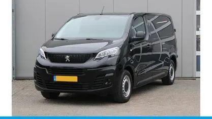Gebruikt 2023 Peugeot Expert S Van | € 21.990 (Eerlijke prijs)