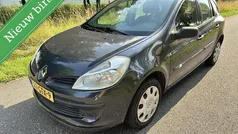 Grijs Gebruikt 2008 Renault Clio GrandTour Stationwagen | € 3.499 (Eerlijke prijs)