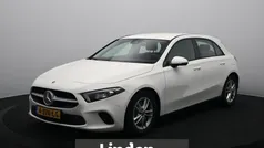 Wit Gebruikt 2021 Mercedes A160 Business Hatchback | € 24.345 (Eerlijke prijs)