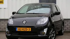 Zwart Gebruikt 2010 Renault Twingo Dynamique Hatchback | € 4.900 (Eerlijke prijs)