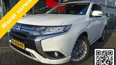 Wit Gebruikt 2020 Mitsubishi Outlander SUV | € 24.845 (Eerlijke prijs)