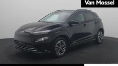 Zwart Gebruikt 2023 Hyundai Kona SUV | € 22.900 (Eerlijke prijs)