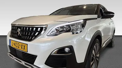 Wit Gebruikt 2020 Peugeot 3008 Premium SUV | € 18.490 (Eerlijke prijs)