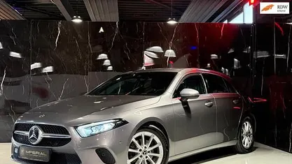 Occasion Mercedes A180 Business 116 PK (85 kW) 2019 Grijs Hatchback