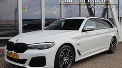 Wit Gebruikt 2021 BMW 530e M Sport Stationwagen | € 33.440 (Goede deal)