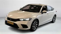 Wit Gebruikt 2024 Honda Civic Elegance Hatchback | € 34.395 (Eerlijke prijs)