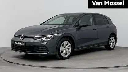 Occasion VW Golf VIII Business 131 PK (96 kW) 2022 Grijs Hatchback
