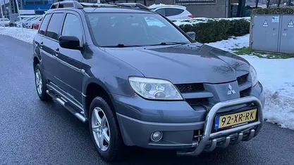 Grijs (metallic) Gebruikt 2007 Mitsubishi Outlander Invite+ SUV | € 3.950 (Super prijs)